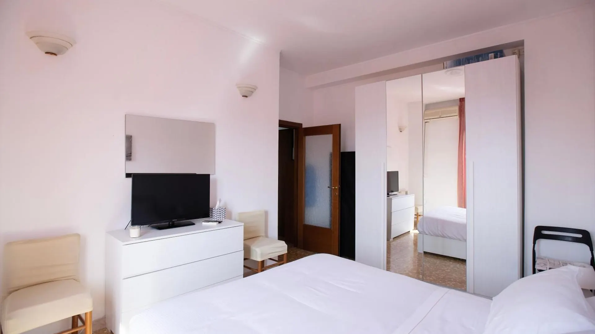 Luminoso Martesana Apartment Milan 0*,  Italy